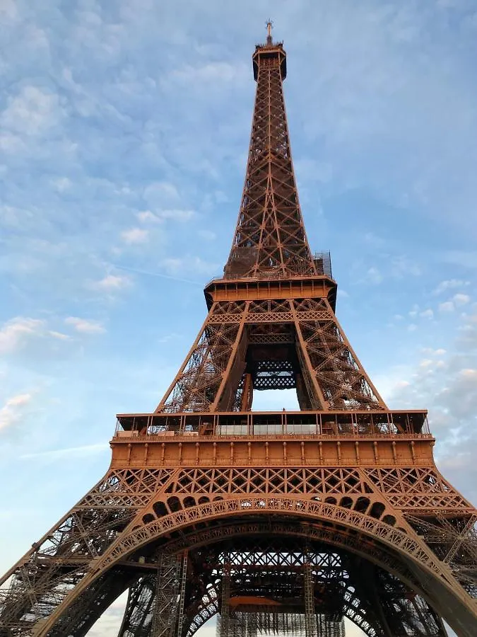 פריז Loft 5 Places With View On Eiffel Tower 0*,  צרפת