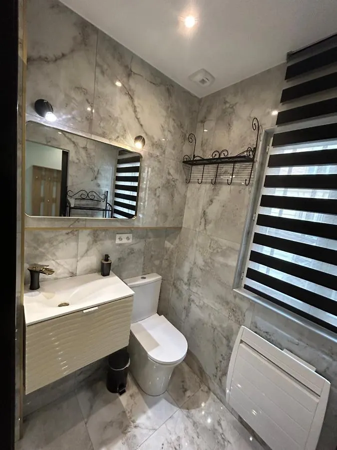 פריז Loft 5 Places With View On Eiffel Tower צרפת